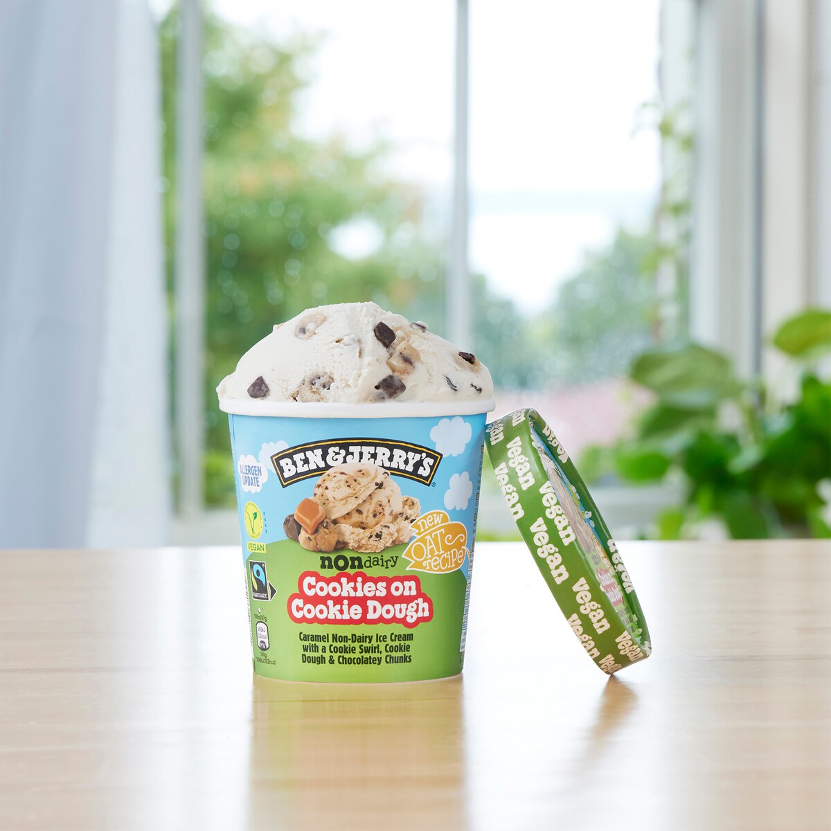 Cookies on Cookie Dough Non-Dairy Oat - Tub 3 / 7