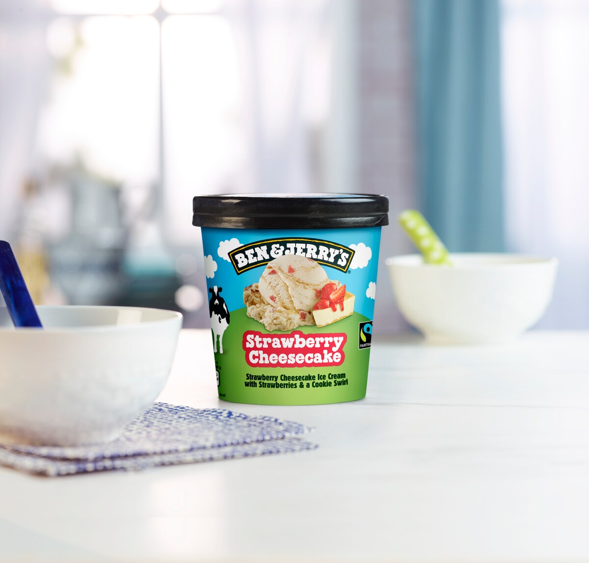 Strawberry Cheesecake Ice Cream - Tub 3 / 4